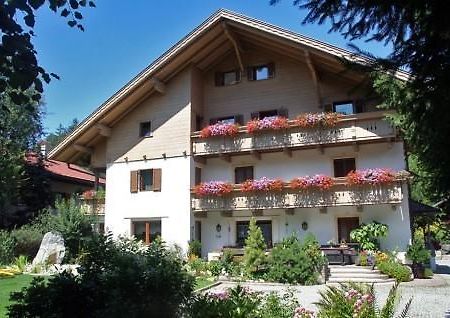 Hotel Burgblick San Lorenzo di Sebato Exterior foto