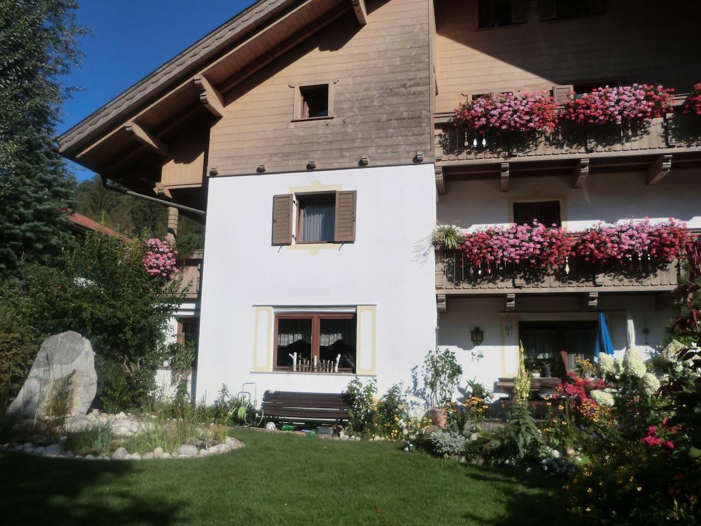Hotel Burgblick San Lorenzo di Sebato Exterior foto